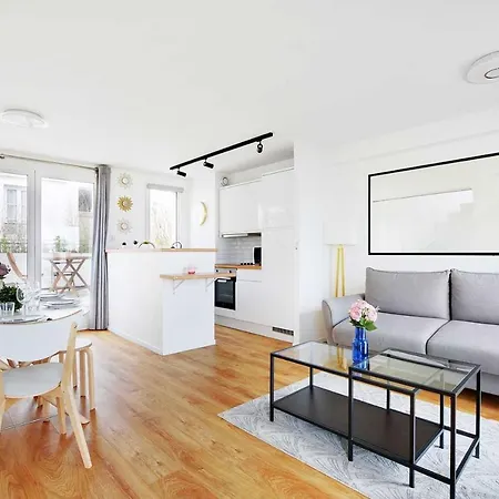 Rochechouart Apartman *
