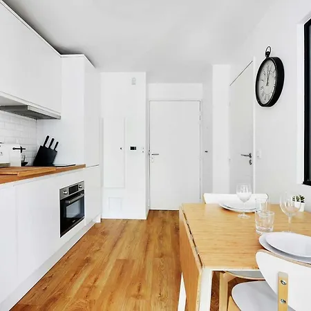 Apartman Rochechouart Párizs