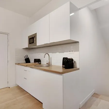 Rochechouart Apartman Párizs